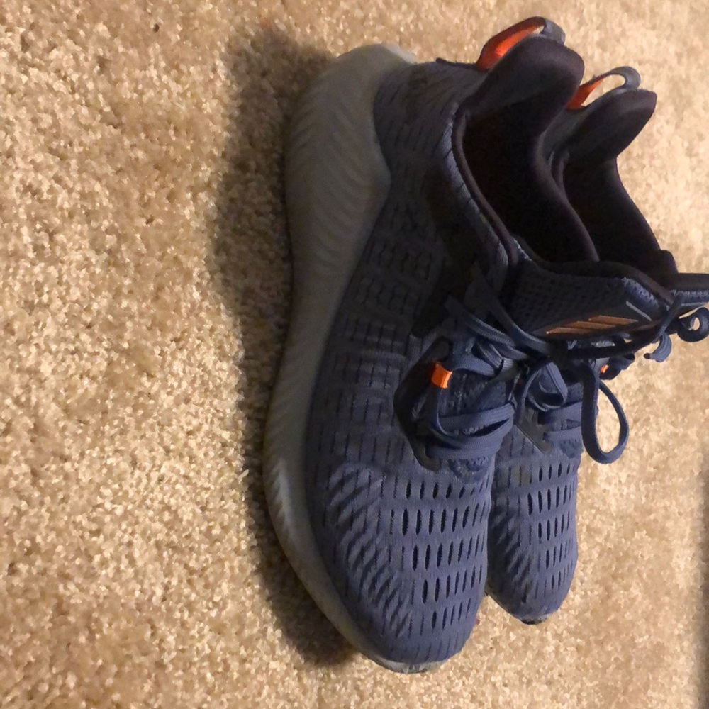 Adidas Alphabounce Size 8.5